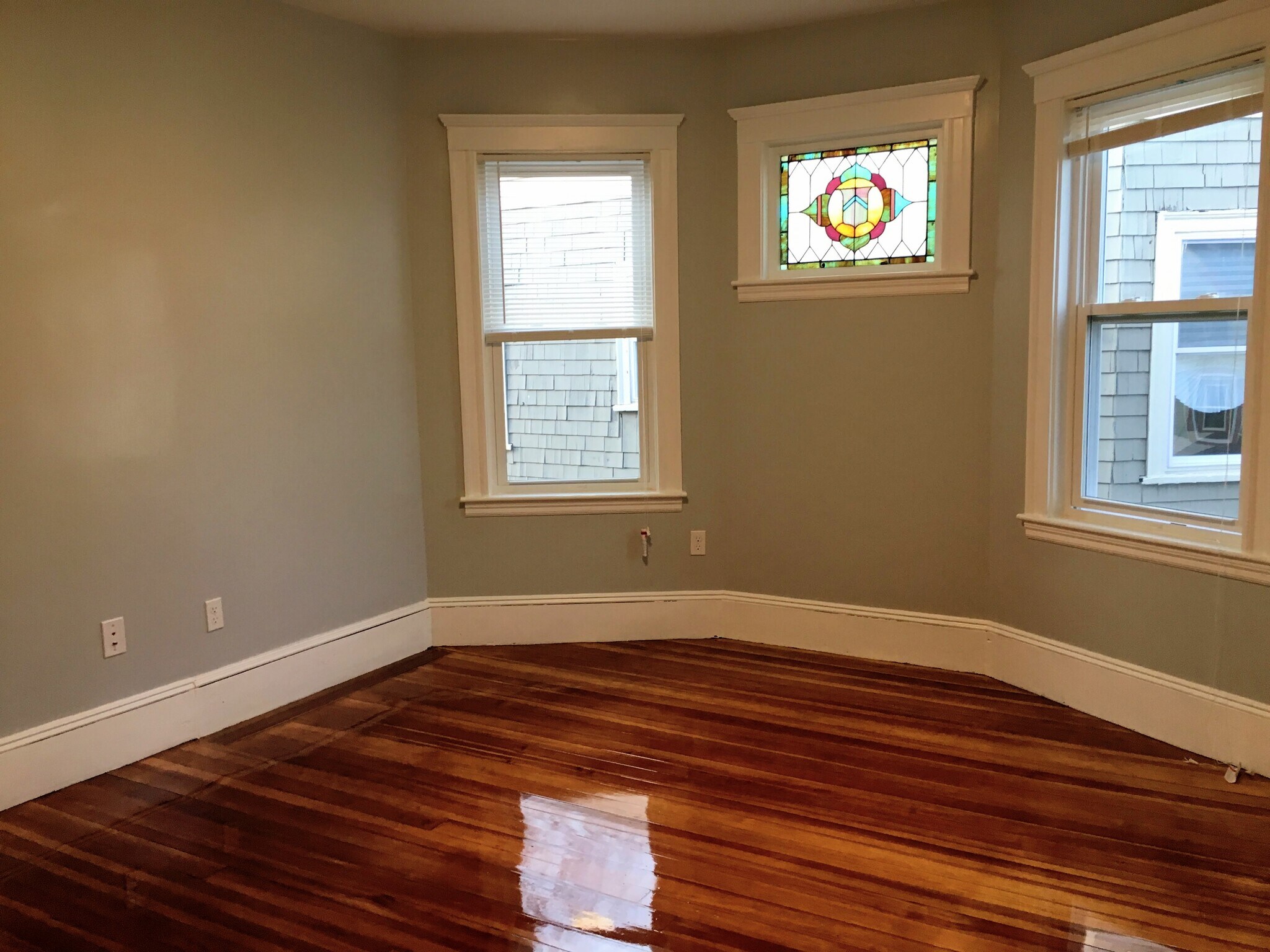 Building Photo - 21 Rill St