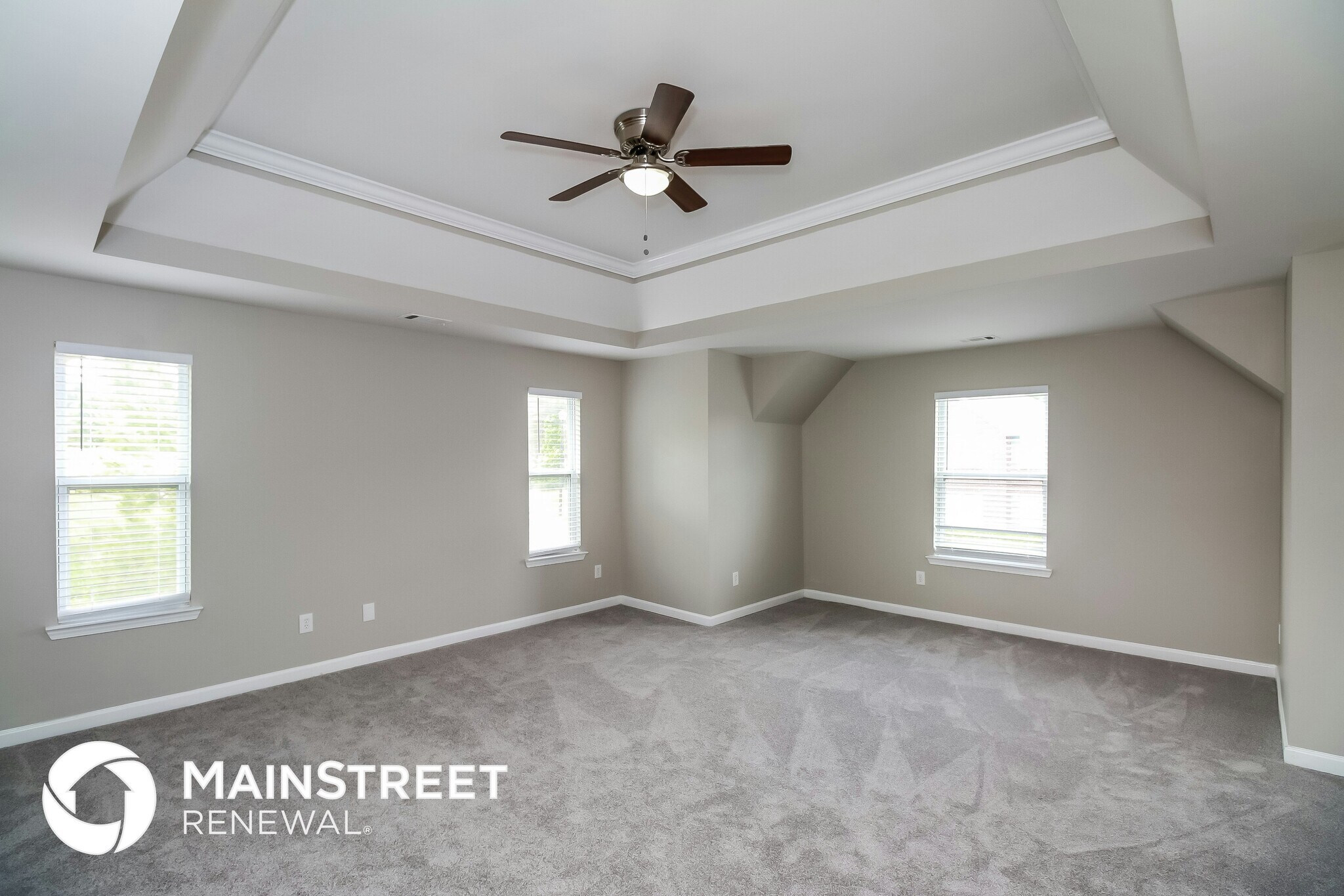 Building Photo - 10950 Southwood Dr