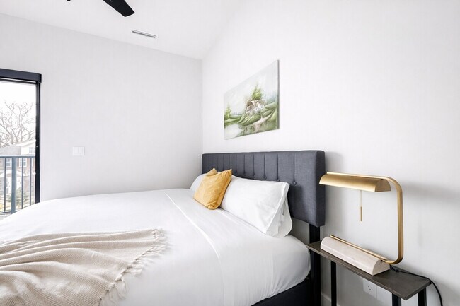 Building Photo - 4625 Capitol Ave