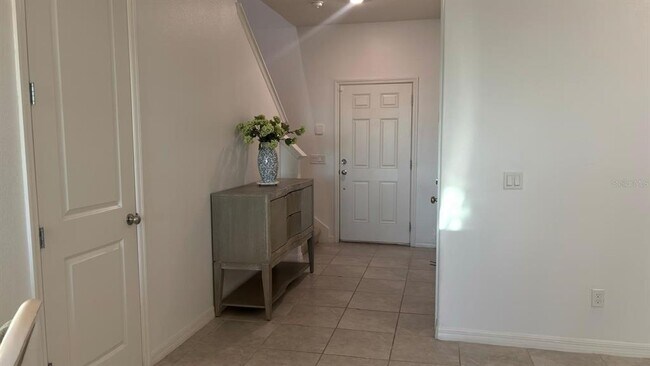 Building Photo - 2286 Nuthatch St