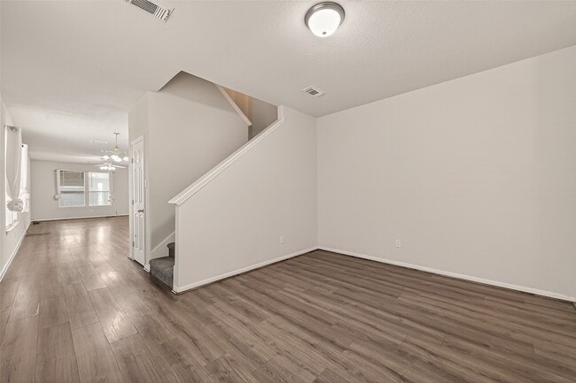 Building Photo - 13915 Maleewan Ln