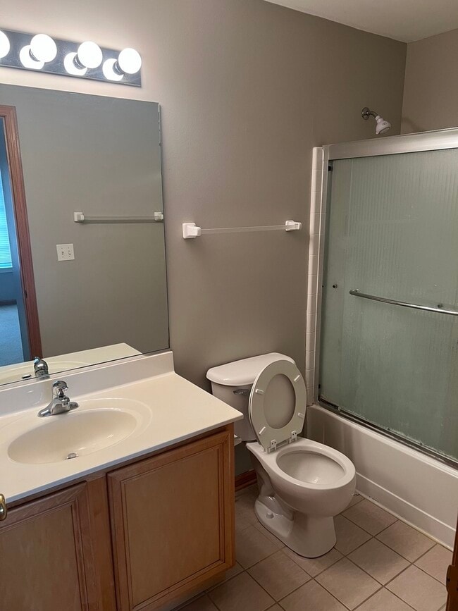 Building Photo - 863 Pheasant Trail
