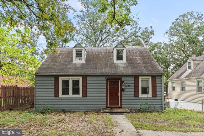 Building Photo - 9609 48th Ave