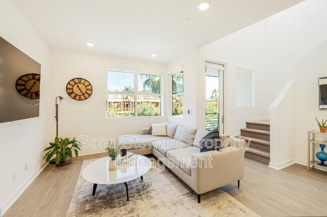 Building Photo - 9608 Nova Pl