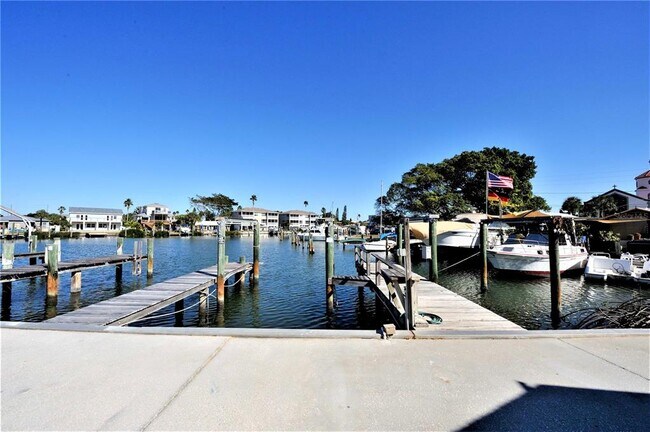 Building Photo - 13711 Gulf Blvd