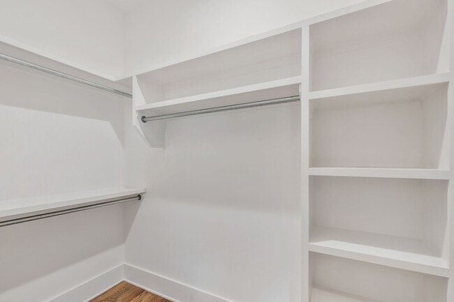 Building Photo - 59 Brookwood Terrace