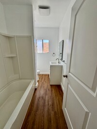 Building Photo - 250 1/2 W 49th St