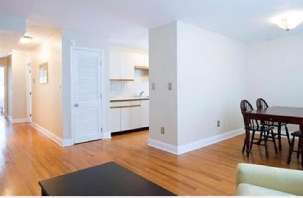 Building Photo - 306 Tappan St