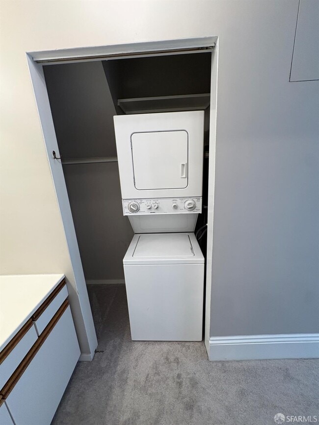 Building Photo - 236 Clinton Park