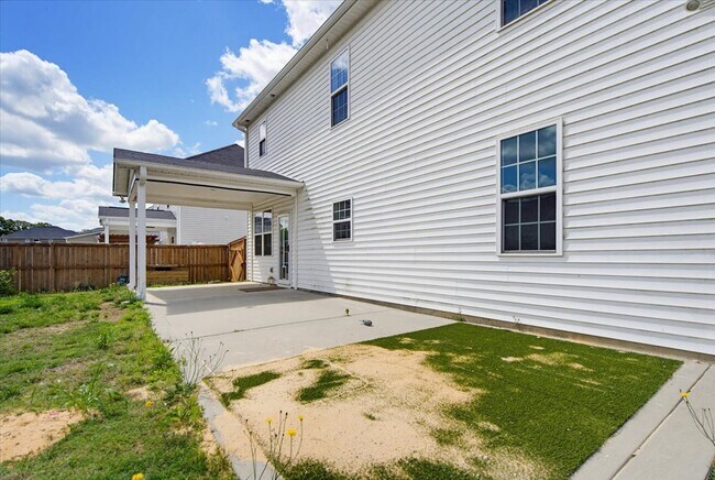 Building Photo - 1717 Stackhouse Dr