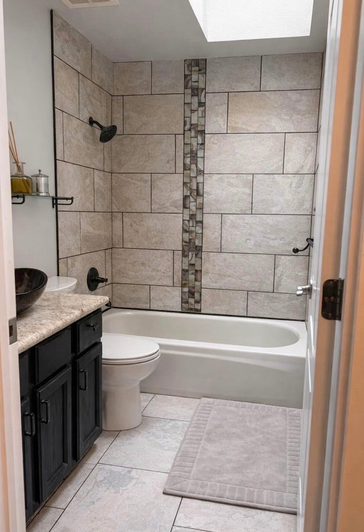 Building Photo - 7104 N Deschutes Dr