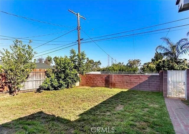 Building Photo - 17256 Rinaldi St