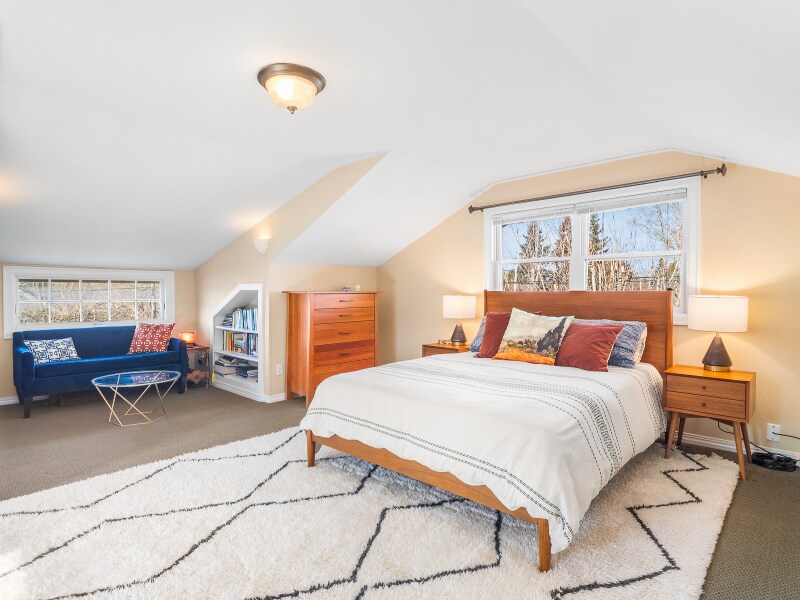 Building Photo - 3044 NE 53rd Ave