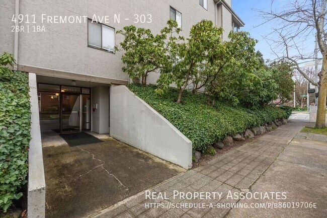 Building Photo - 4911 Fremont Ave N