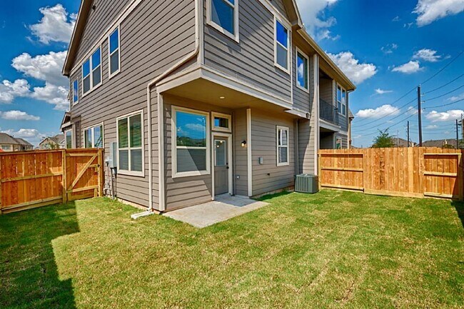 Building Photo - 12238 La Strada St