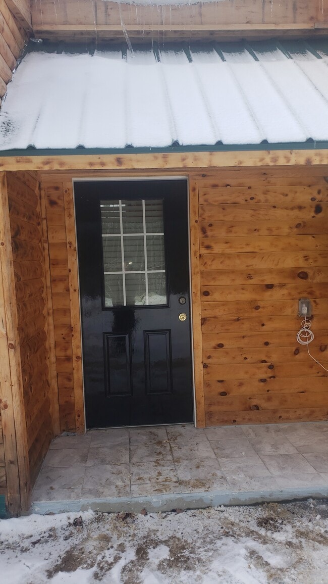 Building Photo - 93 Sumner Rd