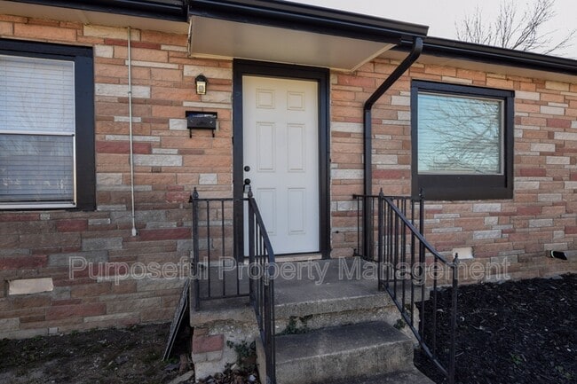 Building Photo - 2924 SW 51st St