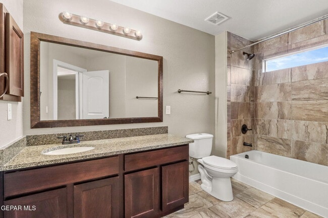 Building Photo - 4521 Marisabel Azcarate St