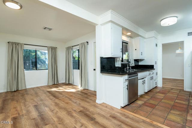 Building Photo - 8314 Owens St