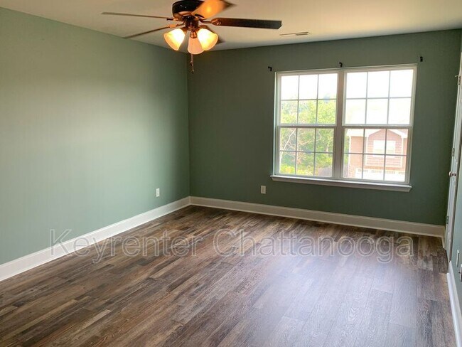 Building Photo - 2105 Short Leaf Ln