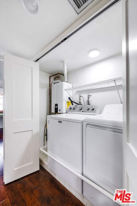 Building Photo - 9507 W Olympic Blvd