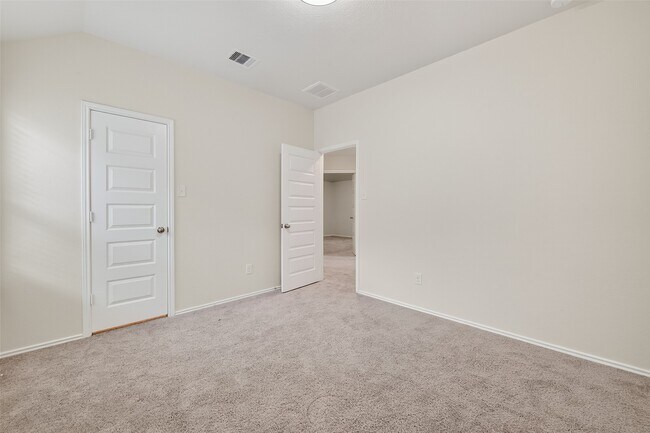 Building Photo - 7454 Sunlit Hbr Dr