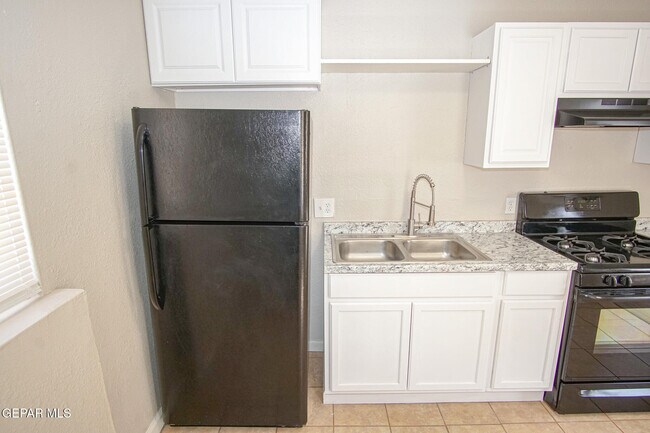 Building Photo - 1309 Chadbourne St