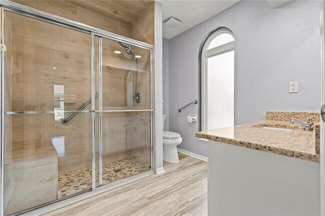 Building Photo - 9447 Ashley Dr