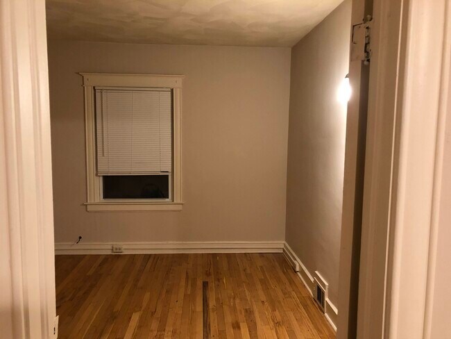 Building Photo - 48 Dennison Ave
