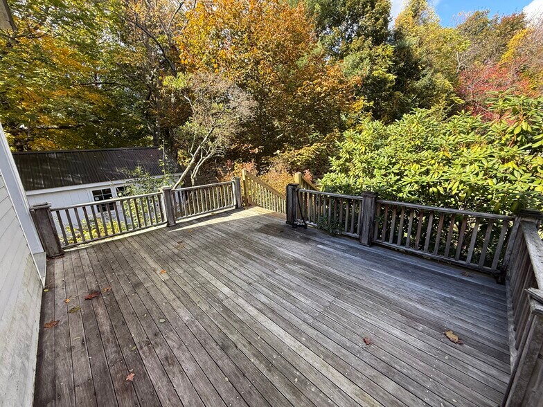 Building Photo - 21 Winter St