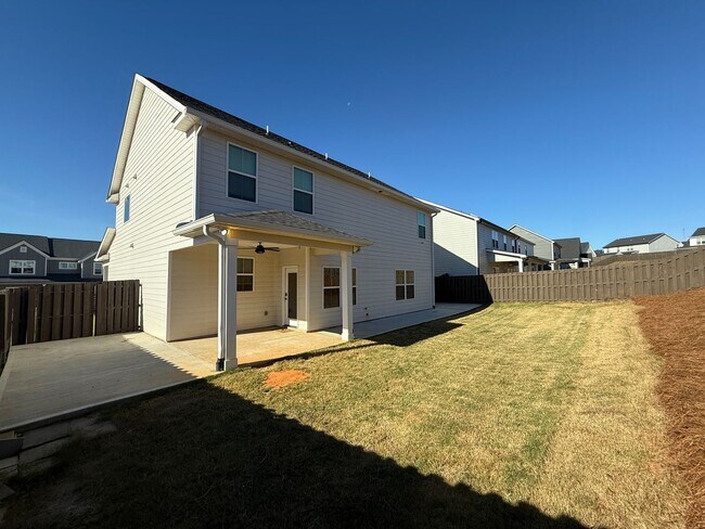 Building Photo - Spacious 4BR/3.5BATH home in the Wrights Farm neighborhood of Grovetown, GA - Available now!!