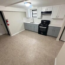 Building Photo - 179 Ellis Ave