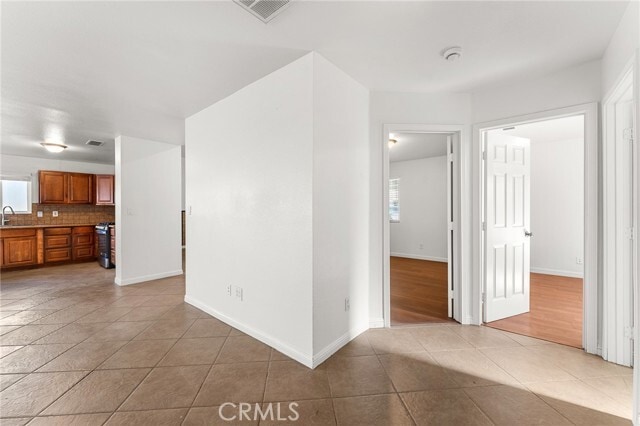 Building Photo - 6227 Cross River Dr