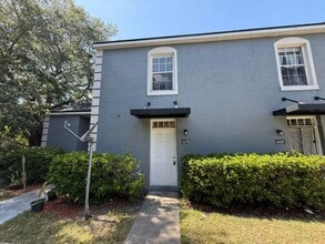 Building Photo - 4478 St Georges Ct
