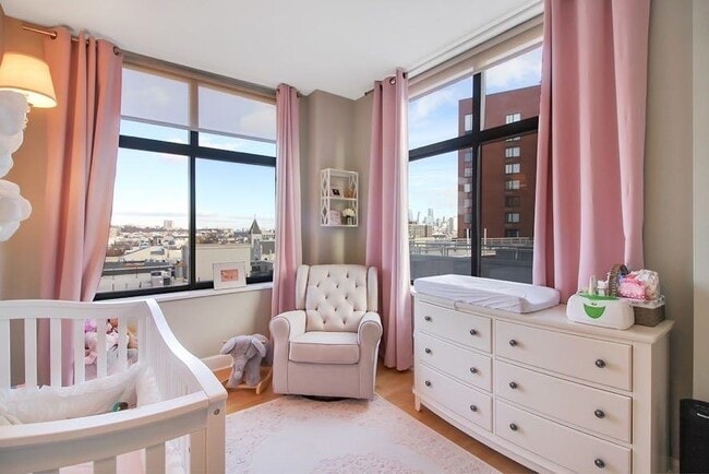 Building Photo - 610 Newark St.