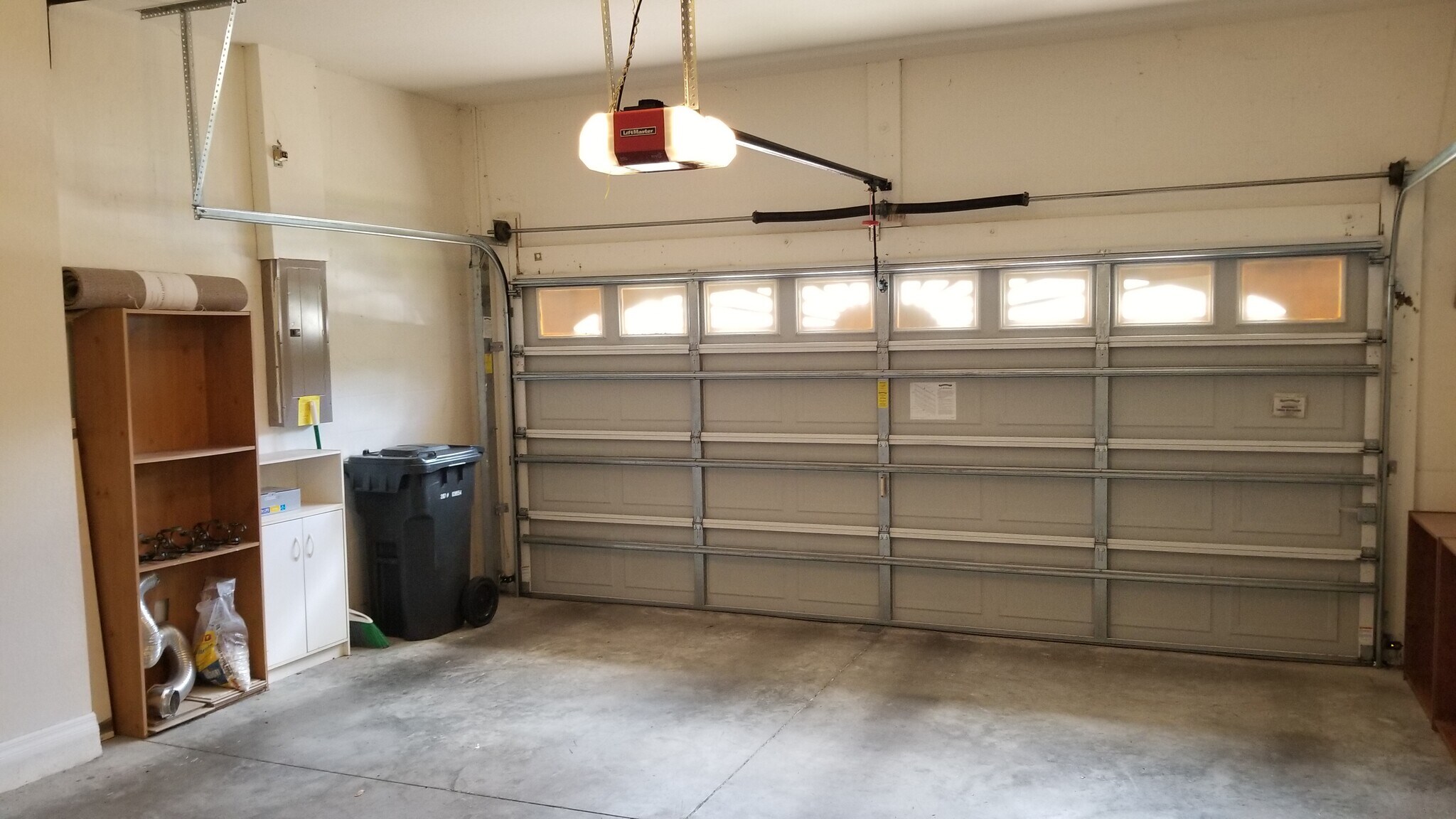 Building Photo - 2533 Stanhope Dr