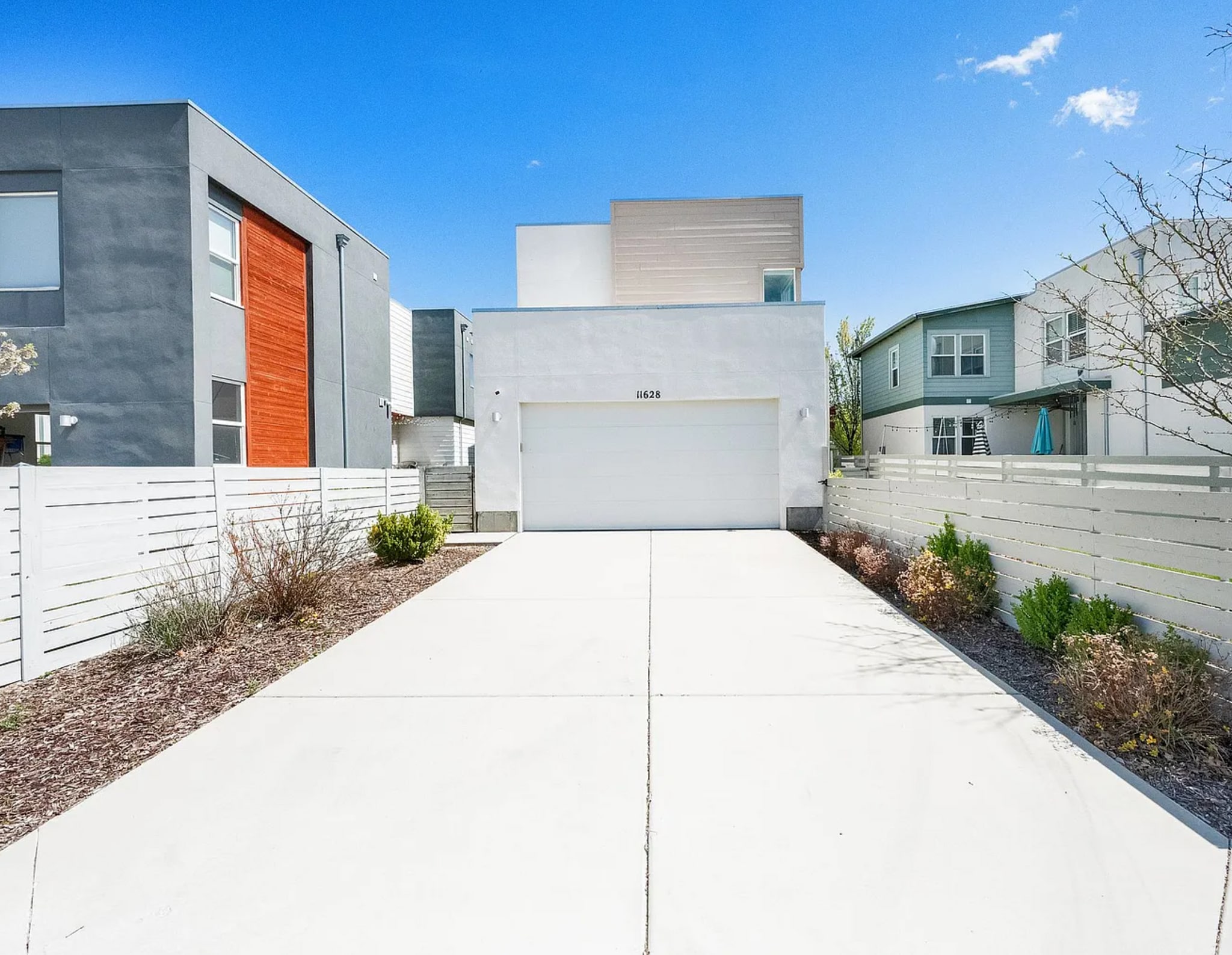 Building Photo - 11628 S Alexandria Dr