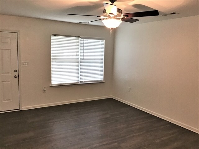Building Photo - 1524 Eastway Dr