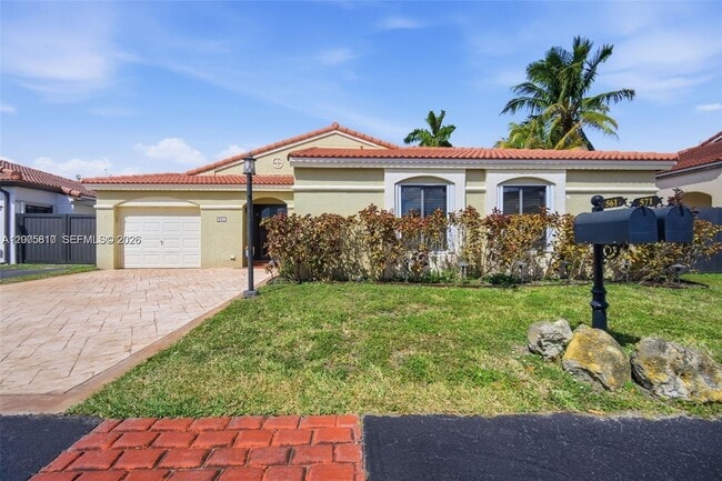 Building Photo - 561 SW 87th Ct