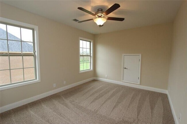 Building Photo - 428 Carson Bailey Court