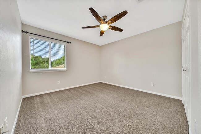 Building Photo - 32126 Willow Creek Park