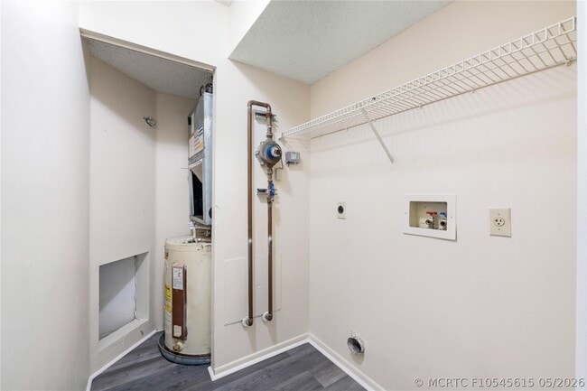 Building Photo - 8801 Wiles Rd