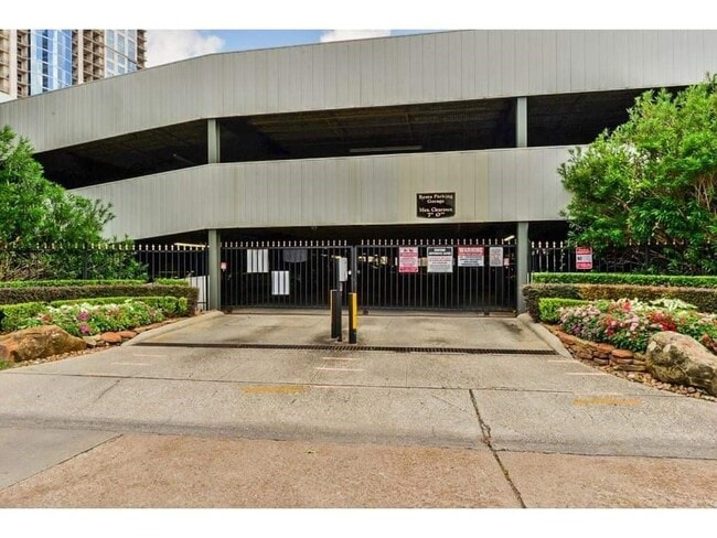 Building Photo - 3231 Allen Pkwy