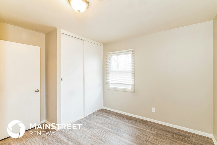 Building Photo - 9939 Appollo Ct
