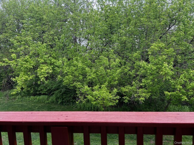 Building Photo - 19 Alpine Dr