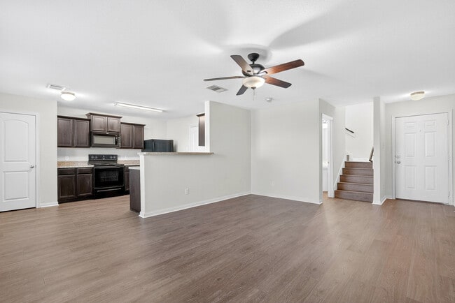 Building Photo - 308 Yearwood Ln