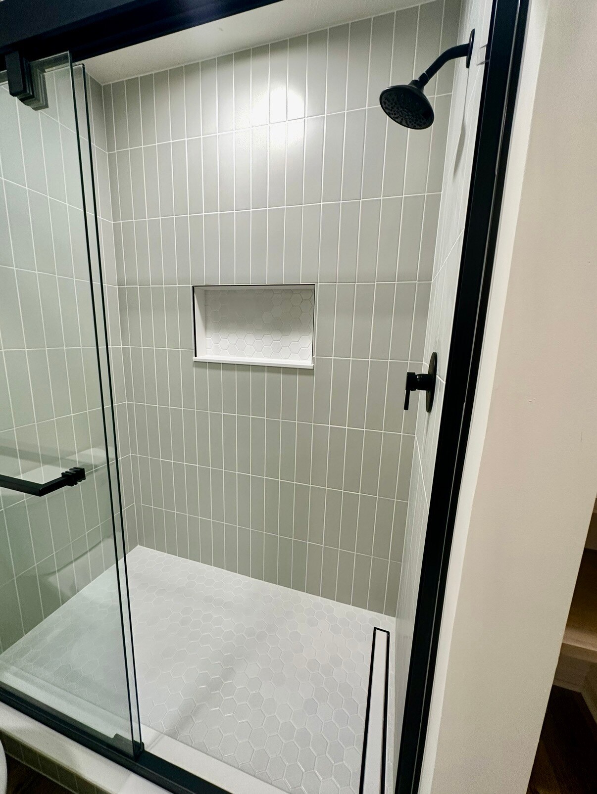 Building Photo - 3230 Monterey Dr