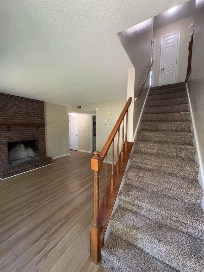 Building Photo - Stunning 3 Bed, 2.5 Bath Home with 1536 Sq Ft in Jacksonville, NC!