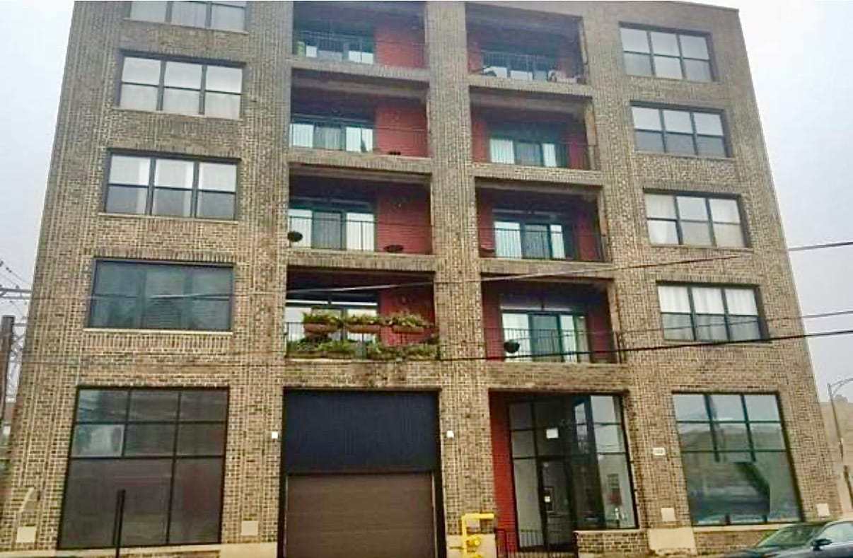 Building Photo - 809 E 40th St