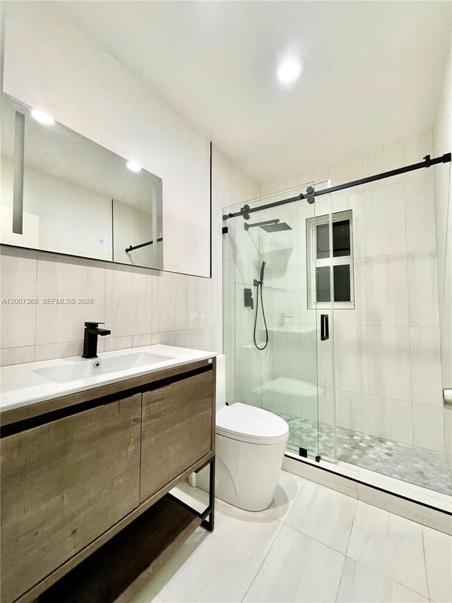 Building Photo - 401 NE 14th Ave